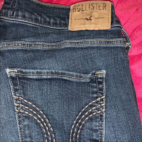 Hollister Size 28 Jeans - Picture 6 of 6